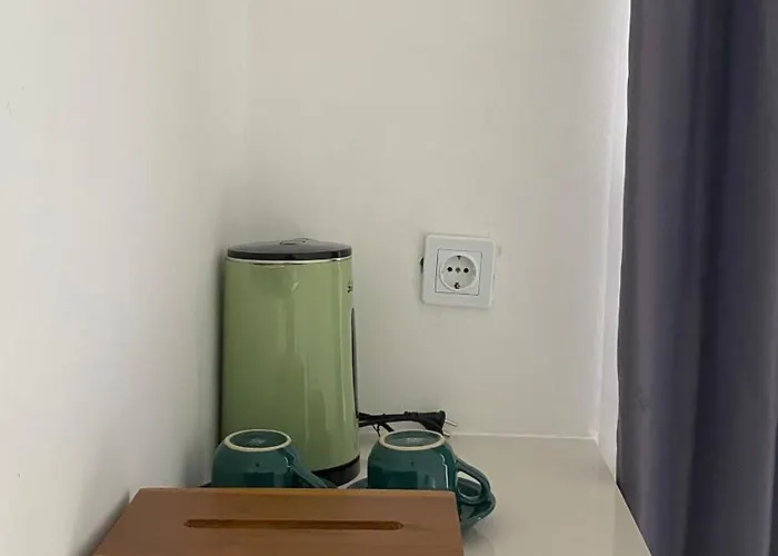 Side Retreat & Hot Spring Villa